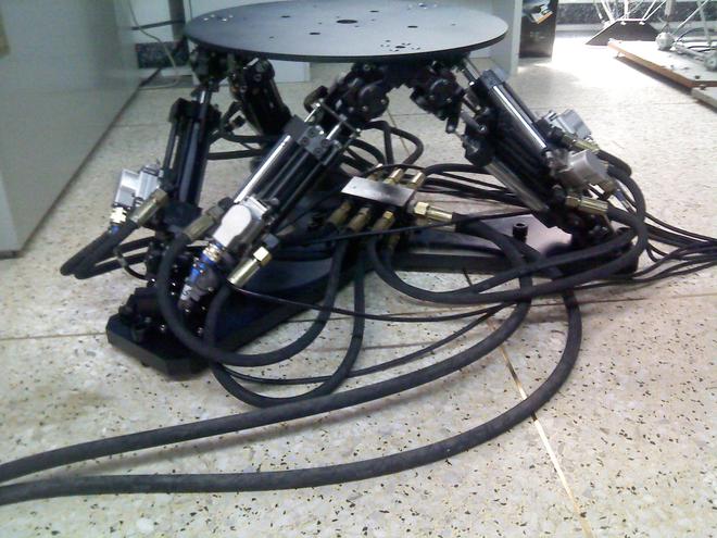 从喷嘴挡板到直驱：航空电液伺服阀的技术演进与高可靠性架构转型